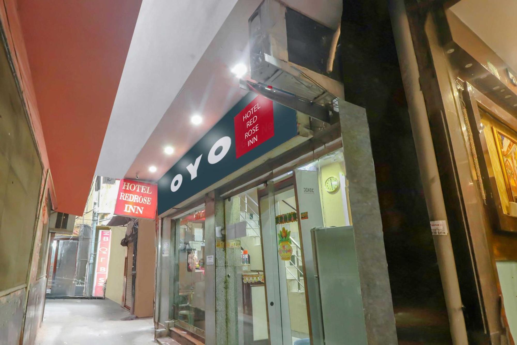 Oyo Flagship 81569 The Red Rose Hotel New Delhi